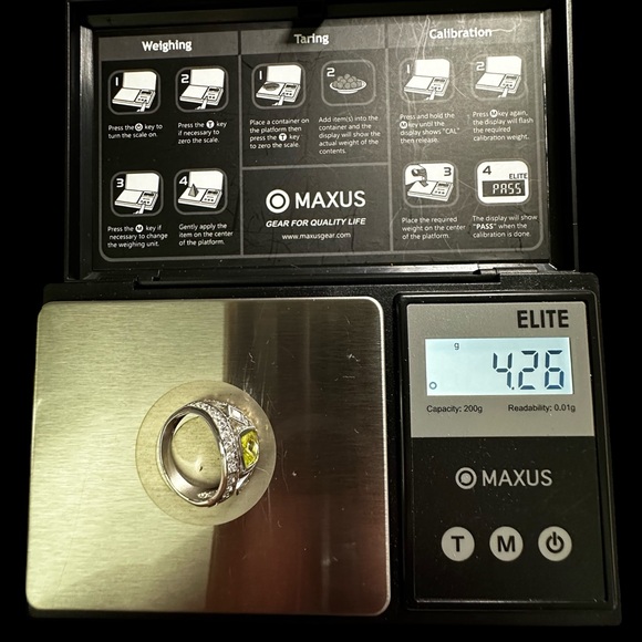 Peridot & CZ Diamonds Sterling Silver Ring Size 5.75 - Picture 12 of 14